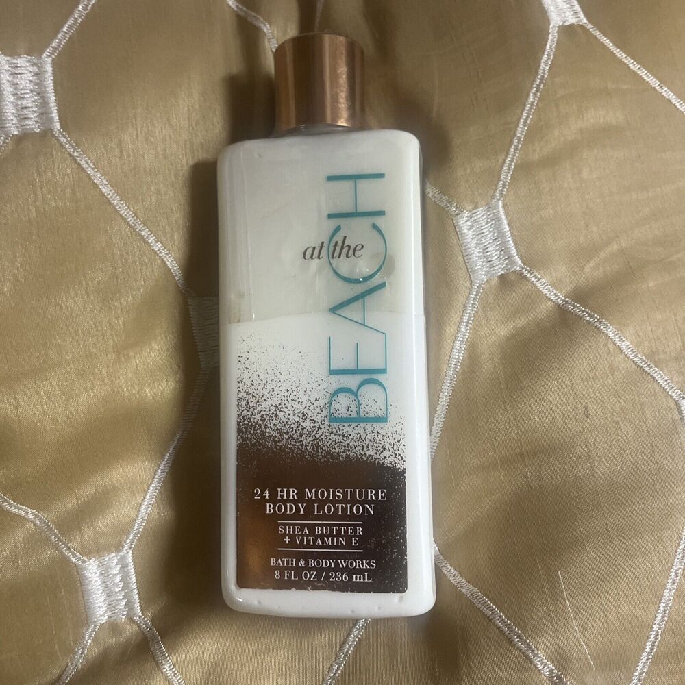 Bath & Body works AT THE BEACH Super Smooth Body Lotion 8 oz